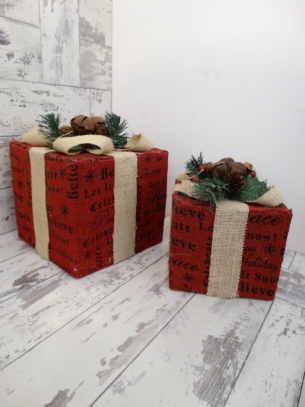 Set of 2 Christmas Present Decorations - Weaved Fabric